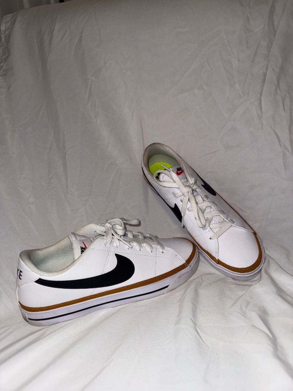 Nike Court Legacy